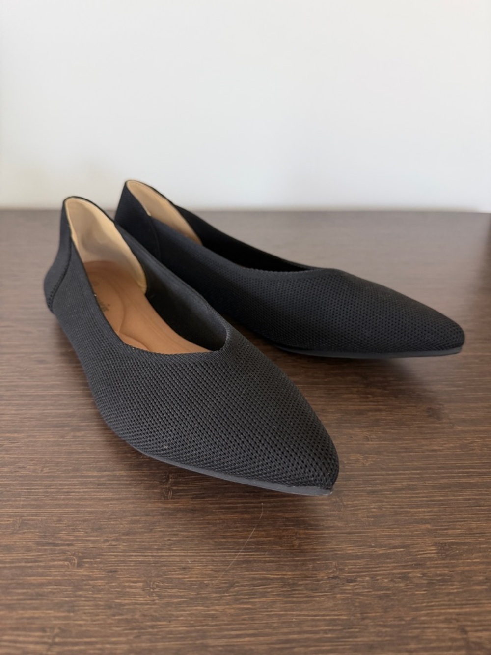 Like New. Size 8 Semwiss Women’s Flats